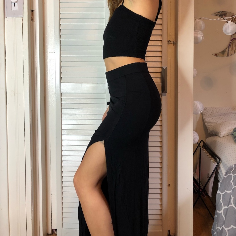 🖤SEXY BLACK MAXI SKIRT🖤